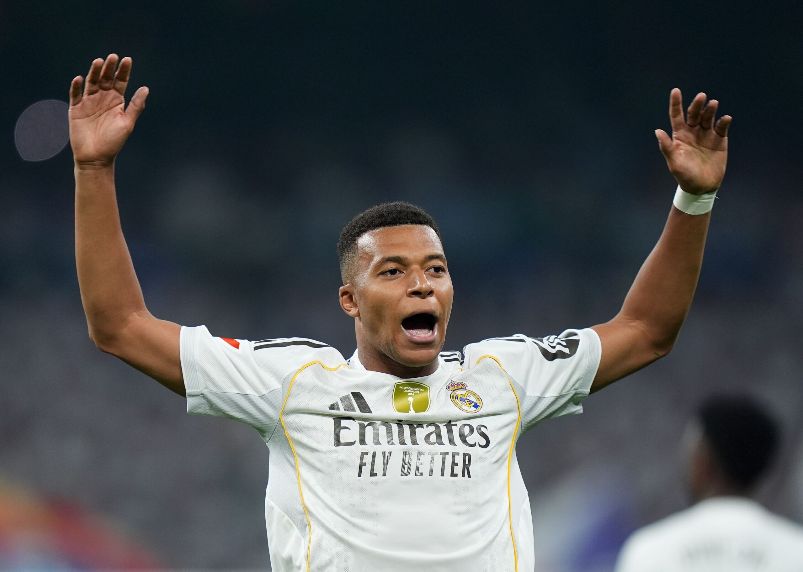El cambio es Mbappé