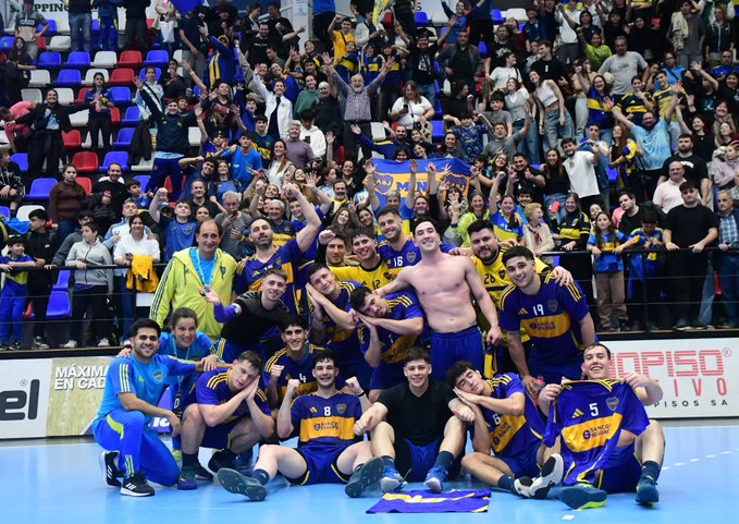 Boca Juniors celebró una ajustada victoria ante River Plate en el superclásico