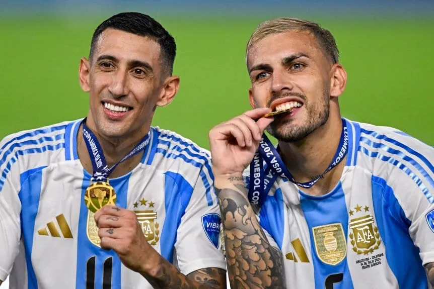 Di María vs. Paredes: campeones, amigos y rivales en un partido con condimento extra