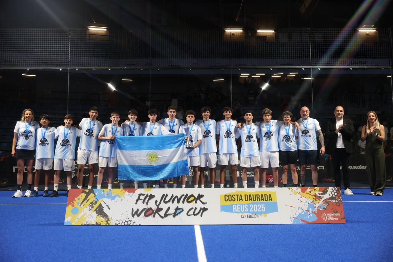 Mundial de menores: los varones argentinos, subcampeones y las chicas, terceras